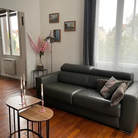 Visiter Et Travailler Pres De Paris - Kalula Apartment Clamart Exterior photo